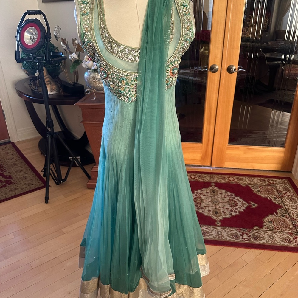 Elegant Green Embellished Women's Dress